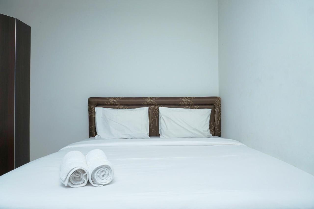 Comfy Tamansari Semanggi By Travelio
